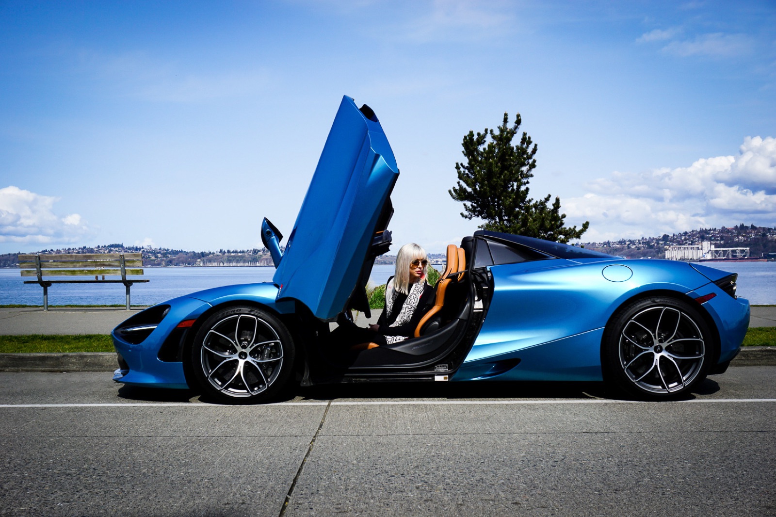 Automotive editorial photography &mdash; 14