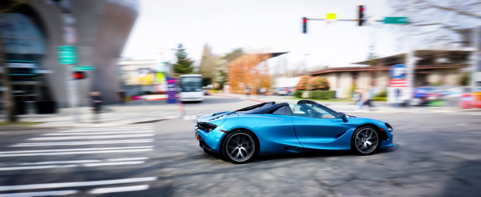 Automotive editorial photography &mdash; 16